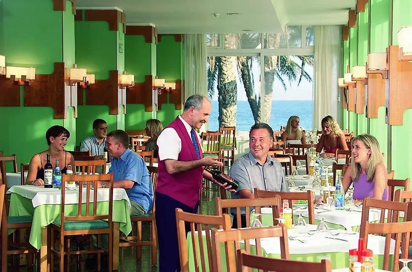 فندق مدينة إيبيزافي  Fiesta Club Playa D'En Bossa